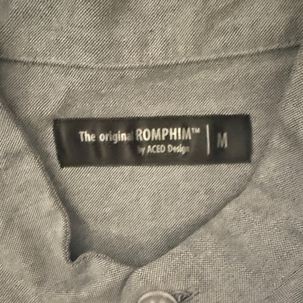 Zara Men's Gray Casual Button-Down Shirt